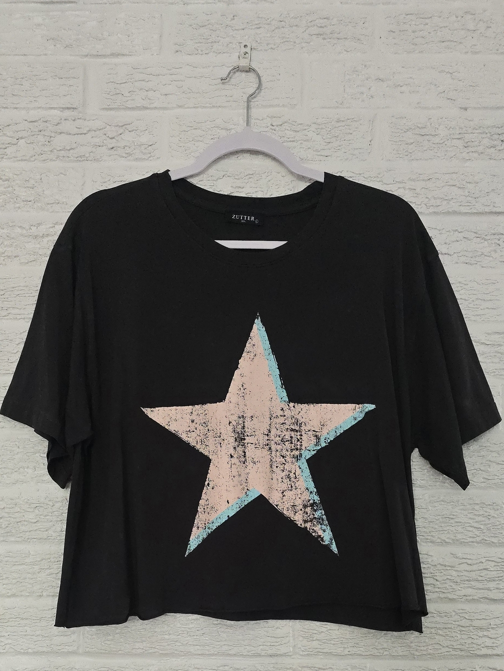 Zutter Slightly Cropped Tee with Pink & Aqua Star